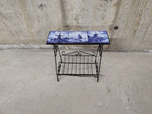 Pomoshtna masichka s plochki v retro stil-1